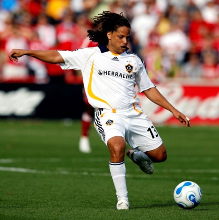 Cobi Jones playing for LA Galaxy